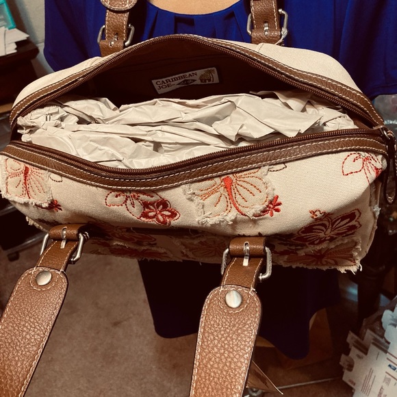 Caribbean Joe,  Cayman Hobo - Picture 3 of 9